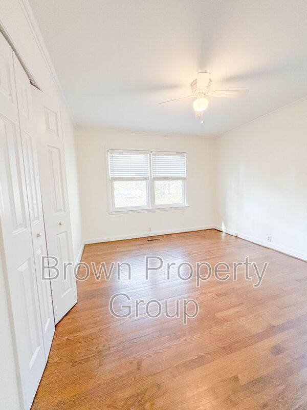 3 Bedroom 2 Bathroom with Detached Garage property image