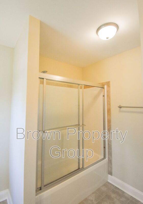 3 Bedroom 2.5 Bathroom in Haymount - No Pets property image