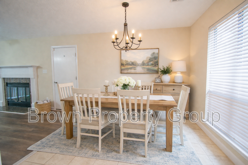 3 Bedroom 2 Bathroom - Pets Allowed! property image