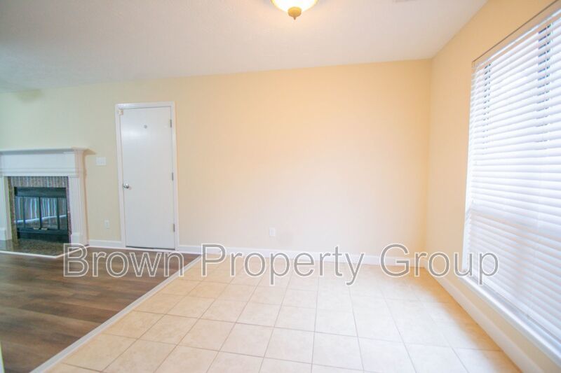 3 Bedroom 2 Bathroom - Pets Allowed! property image