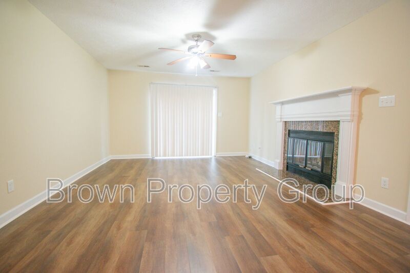 3 Bedroom 2 Bathroom - Pets Allowed! property image