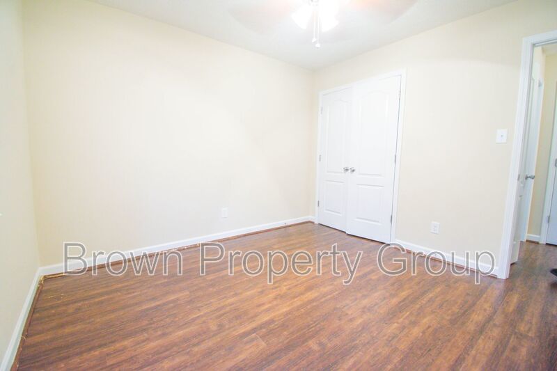 3 Bedroom 2 Bathroom - Pets Allowed! property image