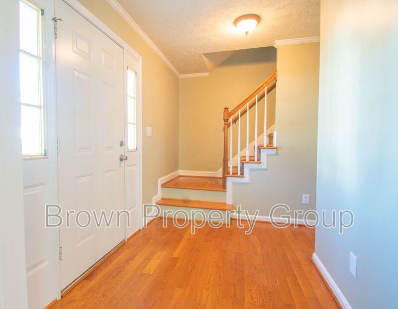 3 Bedroom 2.5 Bathroom with Bonus Room! property image