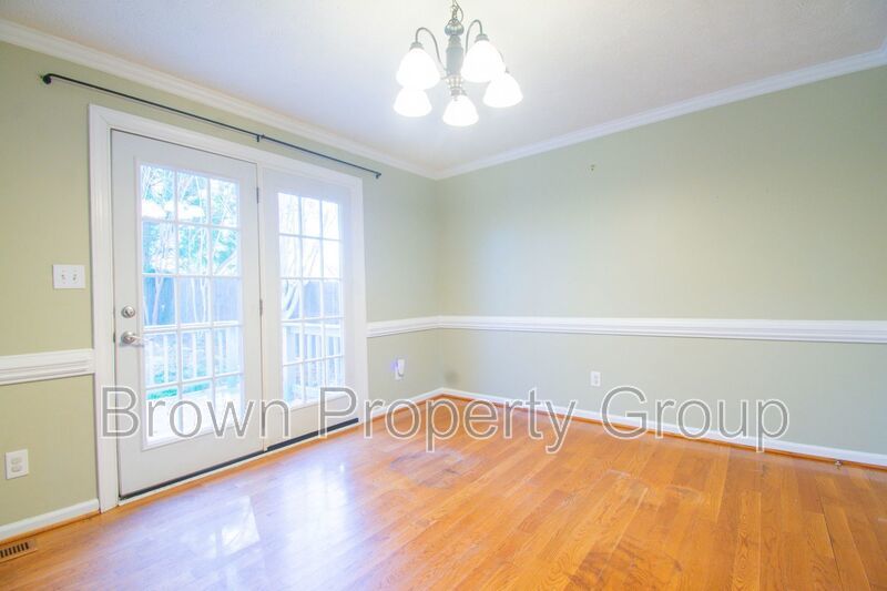 3 Bedroom 2.5 Bathroom with Bonus Room! property image