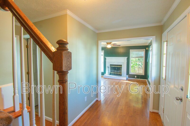 3 Bedroom 2.5 Bathroom with Bonus Room! property image