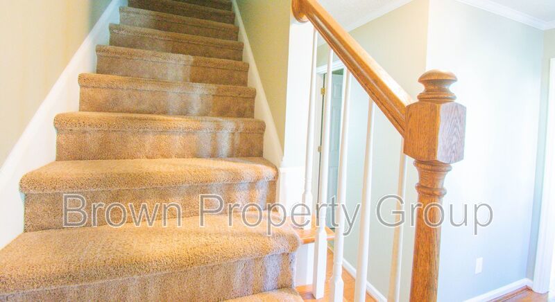 3 Bedroom 2.5 Bathroom with Bonus Room! property image