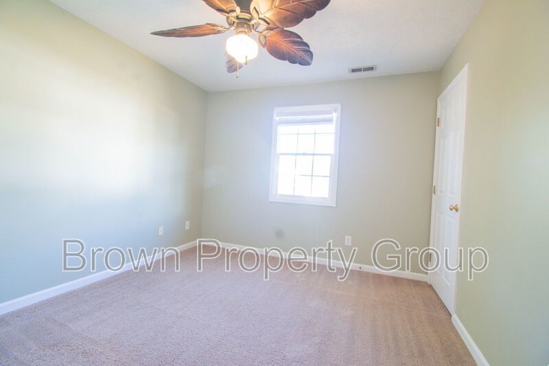 3 Bedroom 2.5 Bathroom with Bonus Room! property image