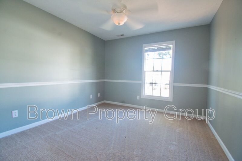 3 Bedroom 2.5 Bathroom with Bonus Room! property image