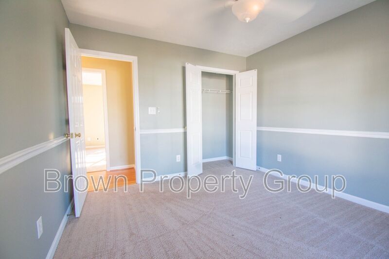 3 Bedroom 2.5 Bathroom with Bonus Room! property image