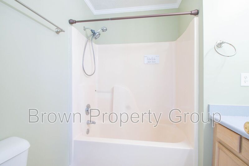 3 Bedroom 2.5 Bathroom with Bonus Room! property image