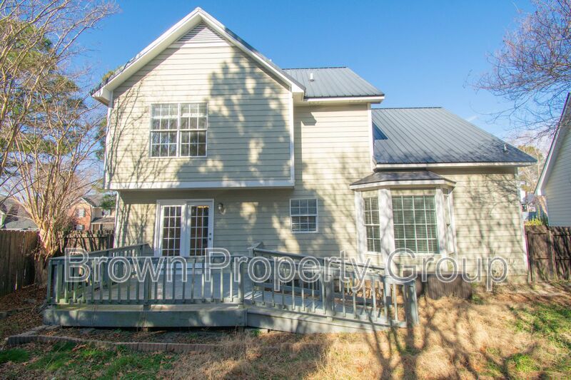 3 Bedroom 2.5 Bathroom with Bonus Room! property image