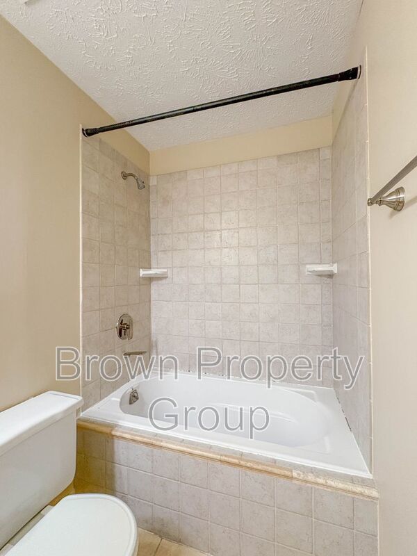 3 Bedroom 2 Bathroom- No Pets property image