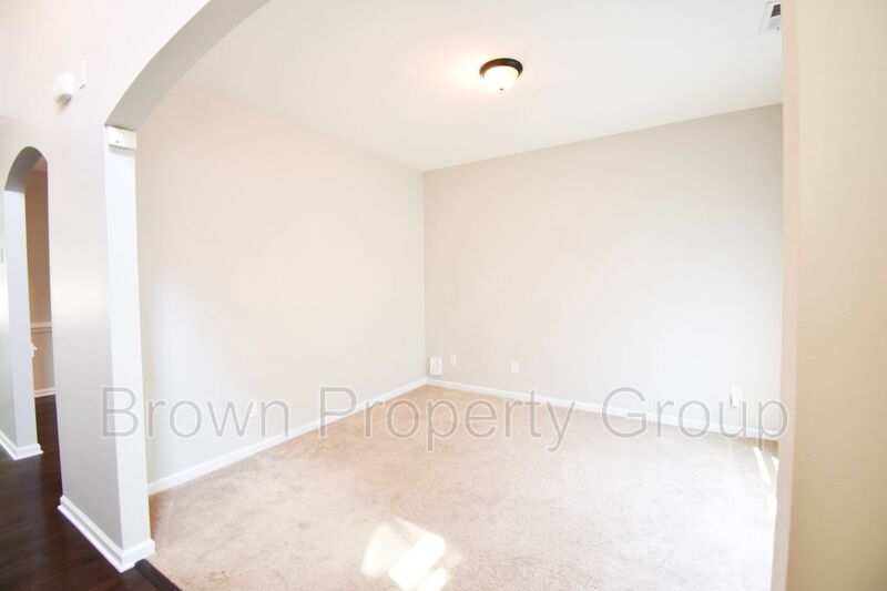 Coming Soon! 4 Bedroom 2.5 Bath property image