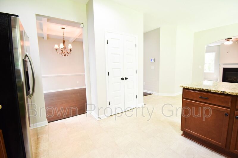 Coming Soon! 4 Bedroom 2.5 Bath property image