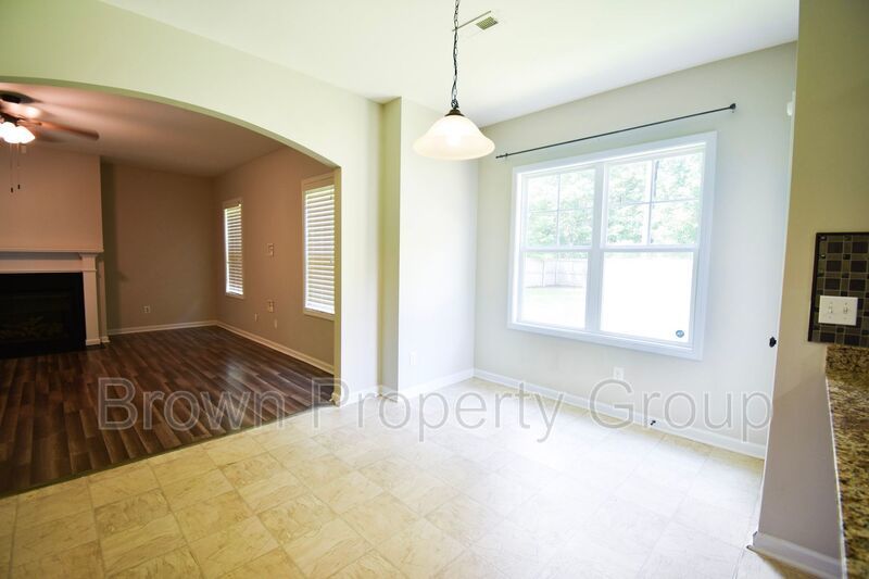 Coming Soon! 4 Bedroom 2.5 Bath property image