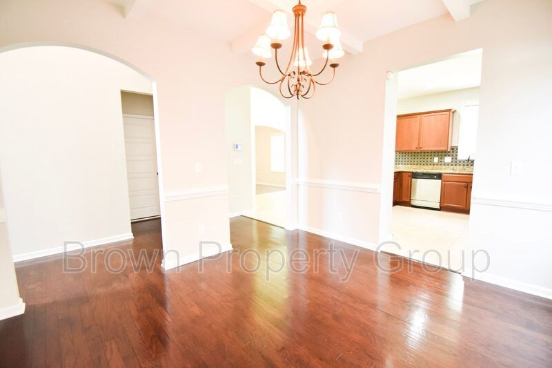 Coming Soon! 4 Bedroom 2.5 Bath property image