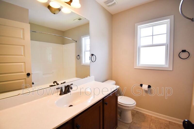 Coming Soon! 4 Bedroom 2.5 Bath property image