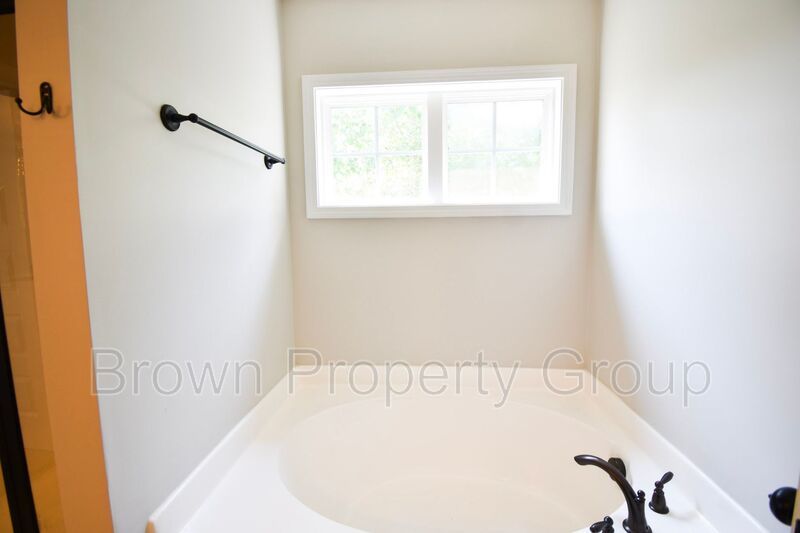 Coming Soon! 4 Bedroom 2.5 Bath property image