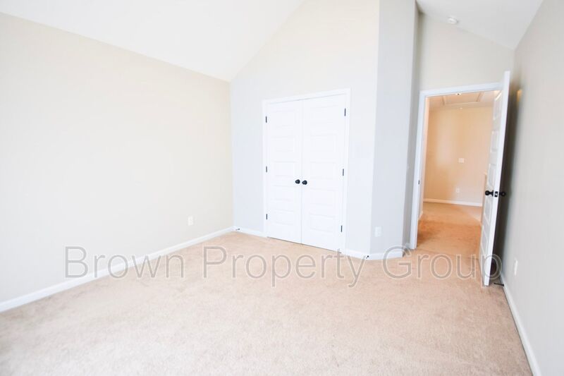 Coming Soon! 4 Bedroom 2.5 Bath property image