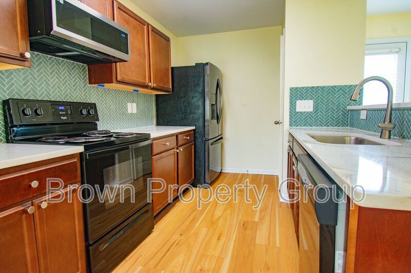 4 Bedroom 3 Bathroom Home- Pets Okay! property image