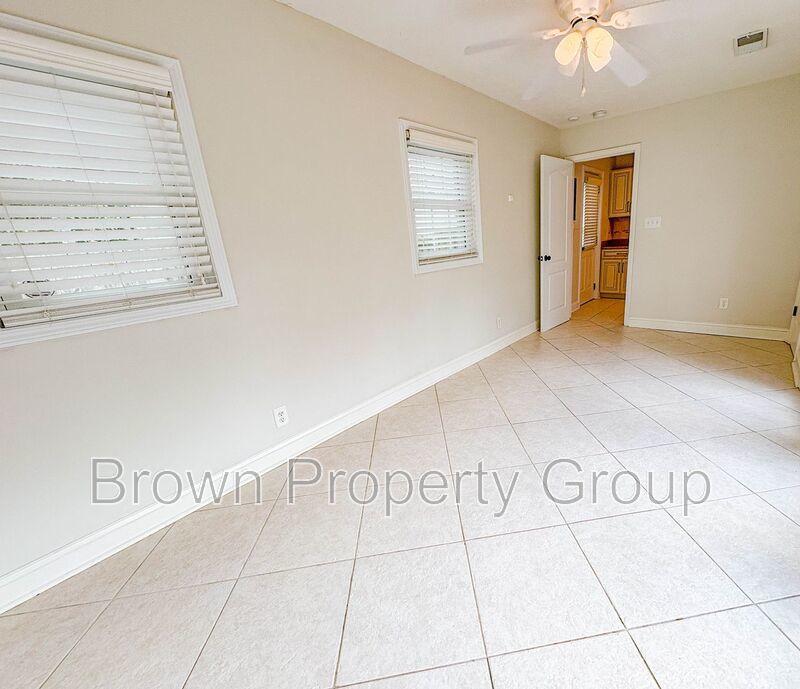 2 Bedroom 2 Bathroom with Optional Bonus in Haymount property image