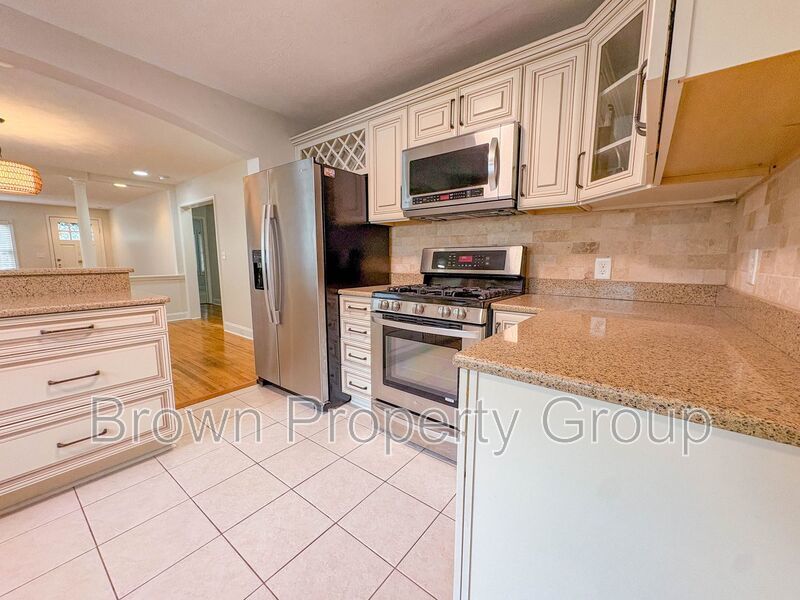 2 Bedroom 2 Bathroom with Optional Bonus in Haymount property image