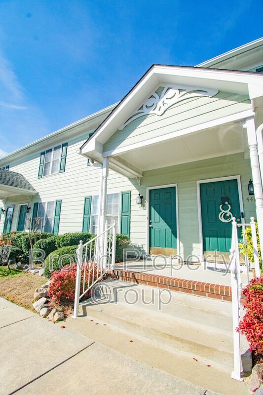 Coming Soon! 2 Bedroom 2.5 Bathroom Townhome property image