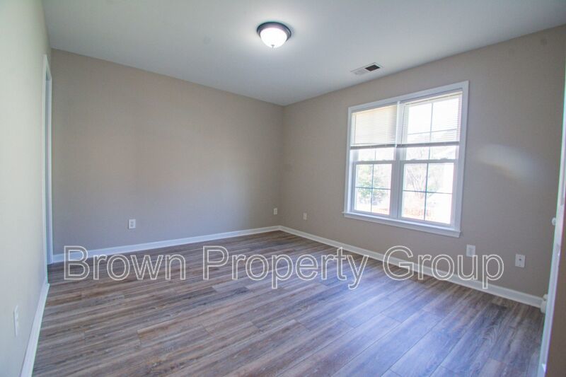 Coming Soon! 2 Bedroom 2.5 Bathroom Townhome property image