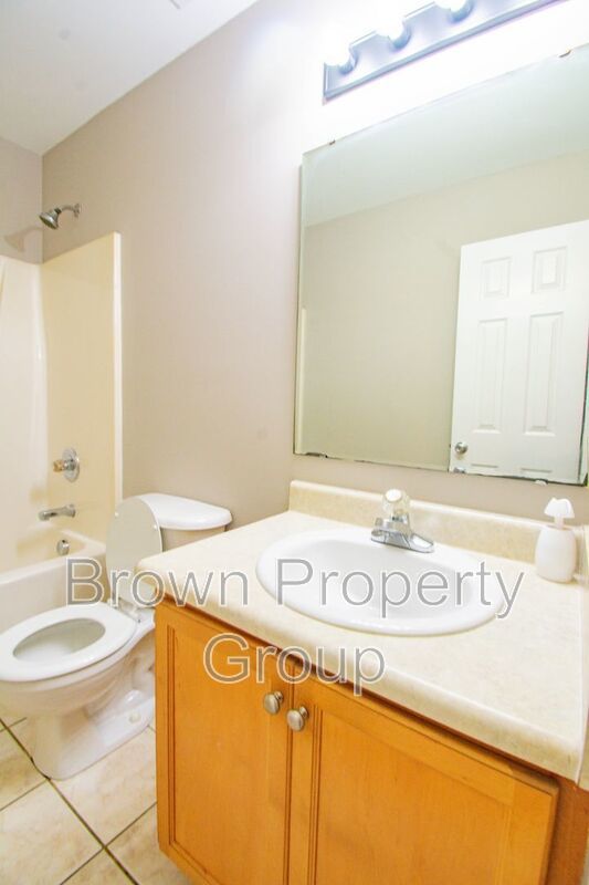 Coming Soon! 2 Bedroom 2.5 Bathroom Townhome property image
