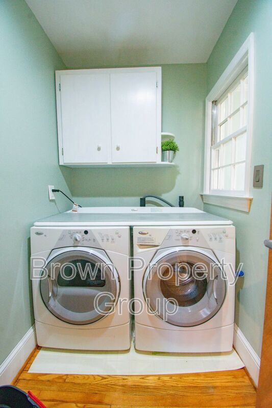 Available 3/27/26 - Charming Haymount 3 Bedroom 2 Bathroom Home- Pets Okay property image