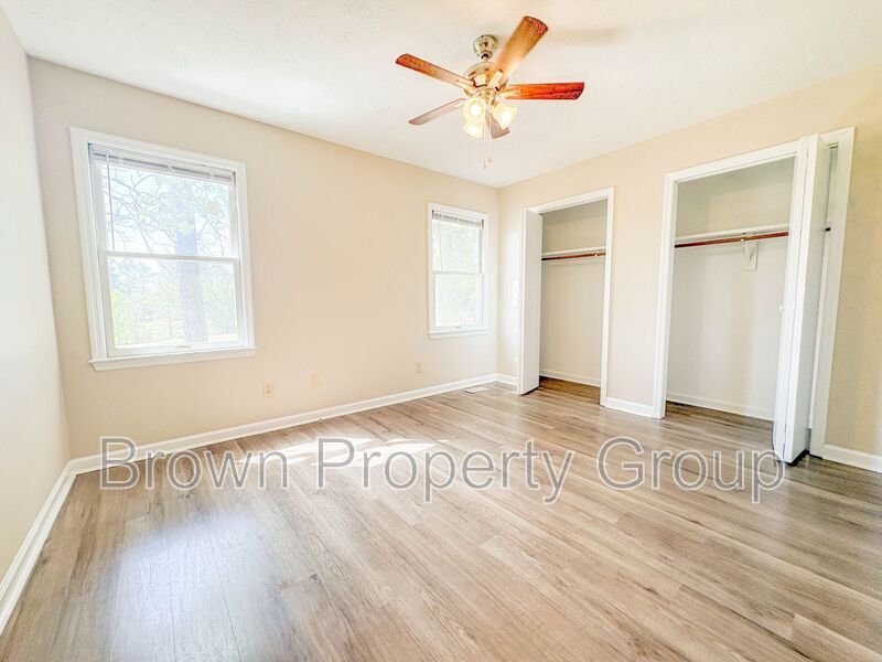 3 Bedroom 2 Bathroom Home- Small Pets Okay property image