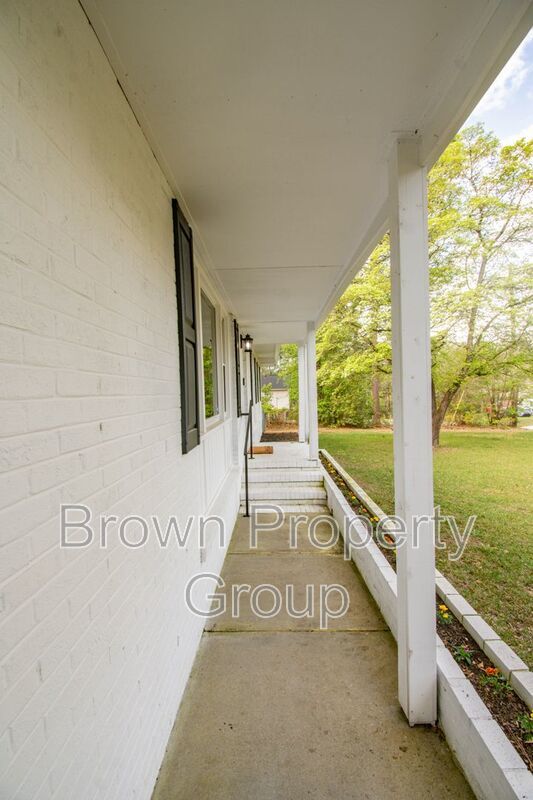 Coming Soon! 4 Bedroom 2 Bathroom Home: Pets Okay! property image