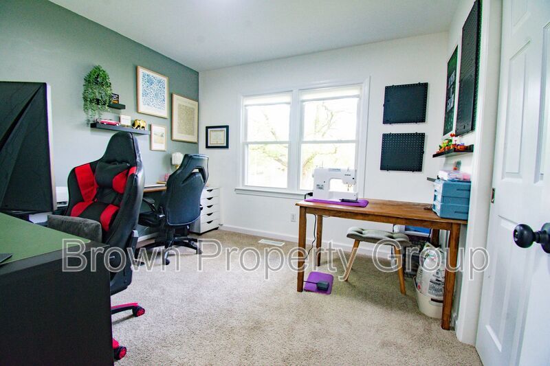 Coming Soon! 4 Bedroom 2 Bathroom Home: Pets Okay! property image