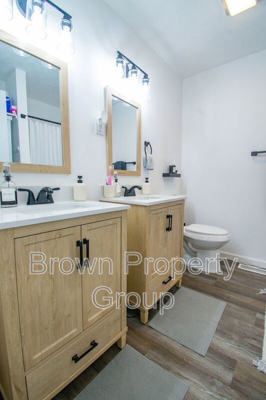 Coming Soon! 4 Bedroom 2 Bathroom Home: Pets Okay! property image