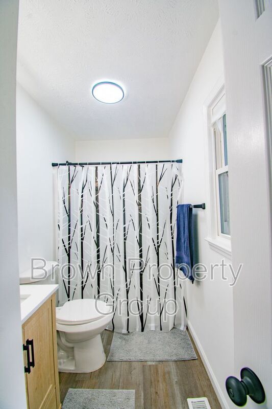 Coming Soon! 4 Bedroom 2 Bathroom Home: Pets Okay! property image