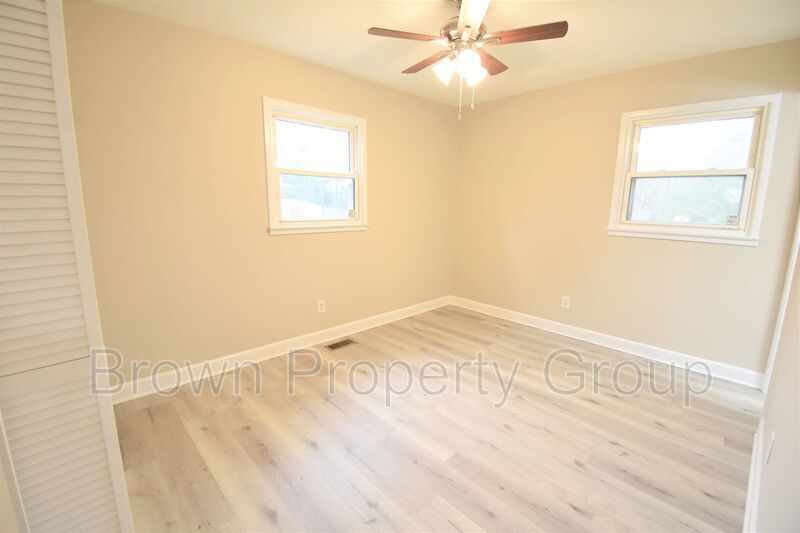 3 Bedroom 2 Bath Home (Pets Under 30lbs Considered) property image