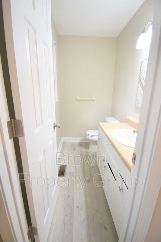 3 Bedroom 2 Bath Home (Pets Under 30lbs Considered) property image