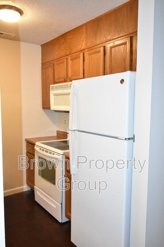 Wickford Court Apartments- Quiet Neighborhood Living property image