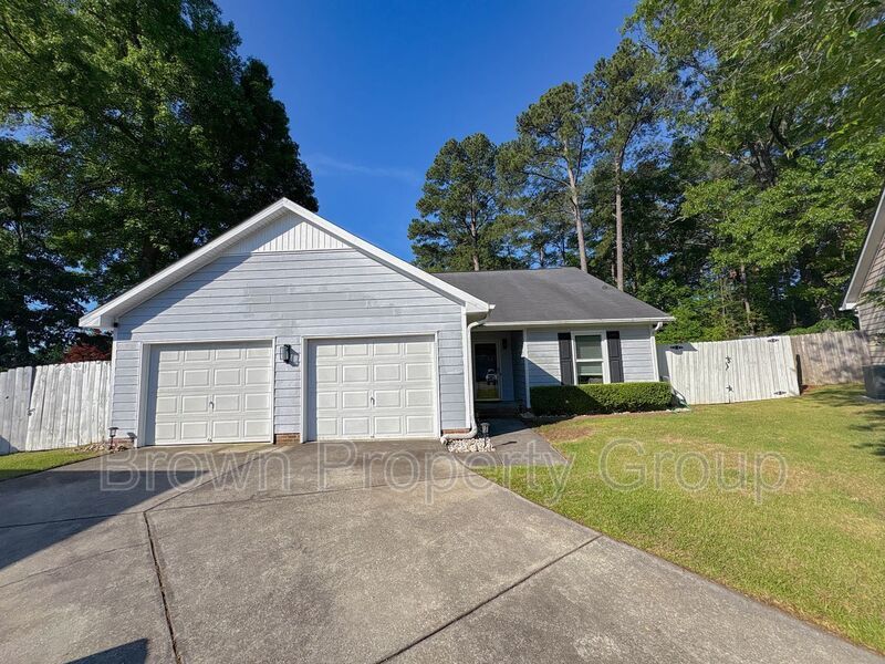 Coming Soon! 3 Bedroom 2 Bathroom-Dogs okay! property image