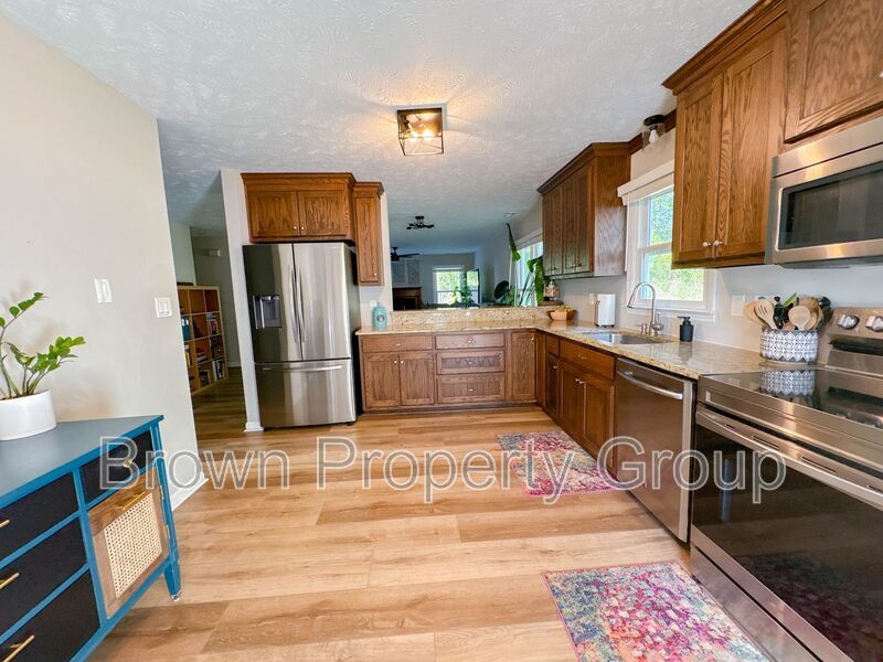 Coming Soon! 3 Bedroom 2 Bathroom-Dogs okay! property image