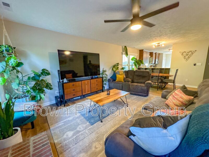 Coming Soon! 3 Bedroom 2 Bathroom-Dogs okay! property image