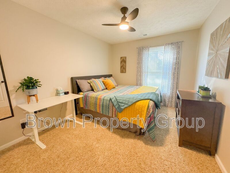 Coming Soon! 3 Bedroom 2 Bathroom-Dogs okay! property image