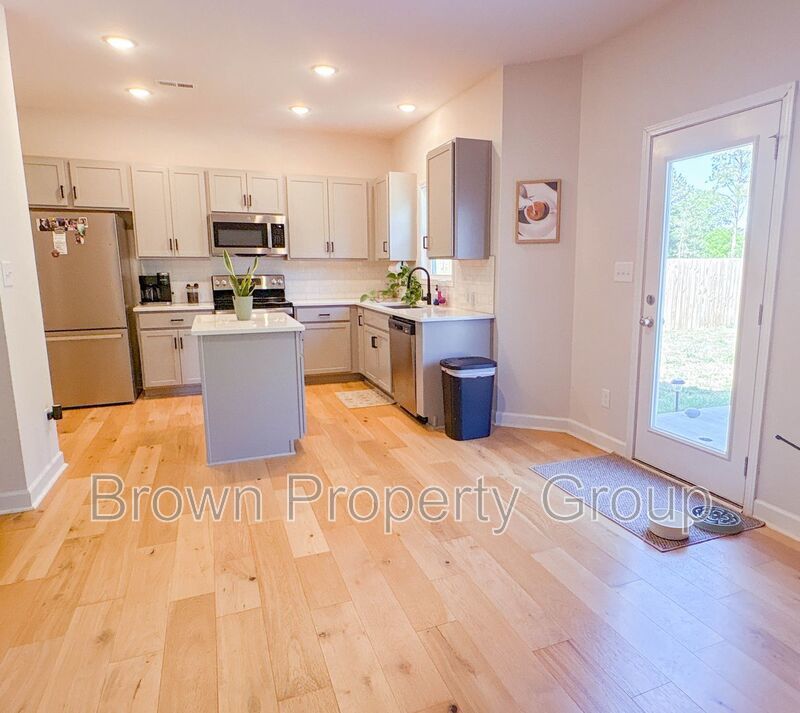 Coming soon! 3 Bedroom 2 Bathroom property image