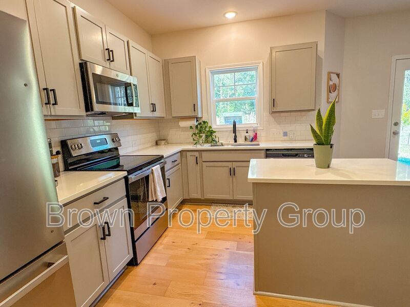 Coming soon! 3 Bedroom 2 Bathroom property image