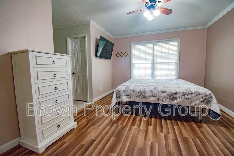 Coming soon! 3 Bedroom 2 Bathroom with Above Ground Pool- Pets okay! property image