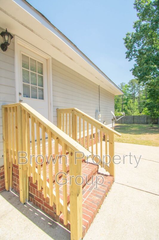 Coming Soon! 3 Bedroom 2 Bathroom- No Pets property image