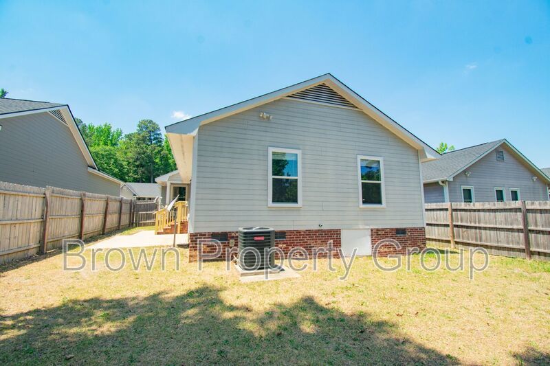 Coming Soon! 3 Bedroom 2 Bathroom- No Pets property image