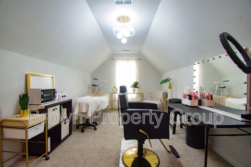 Coming Soon! 3 Bedroom 2 Bath with Bonus! property image