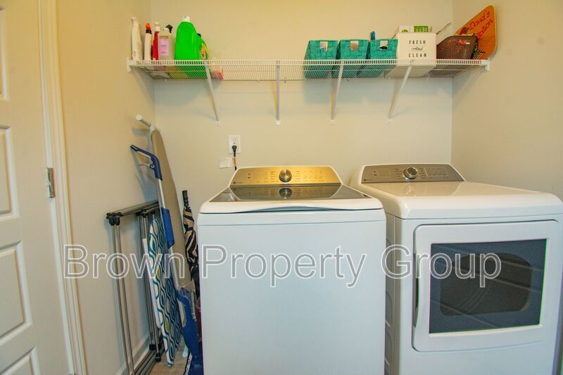 Coming Soon! 3 Bedroom 2 Bath with Bonus! property image