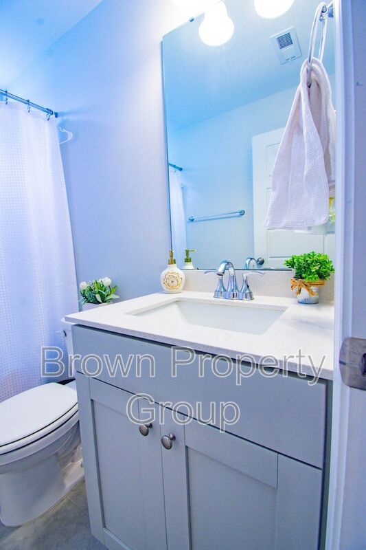 Coming Soon! 3 Bedroom 2 Bath with Bonus! property image